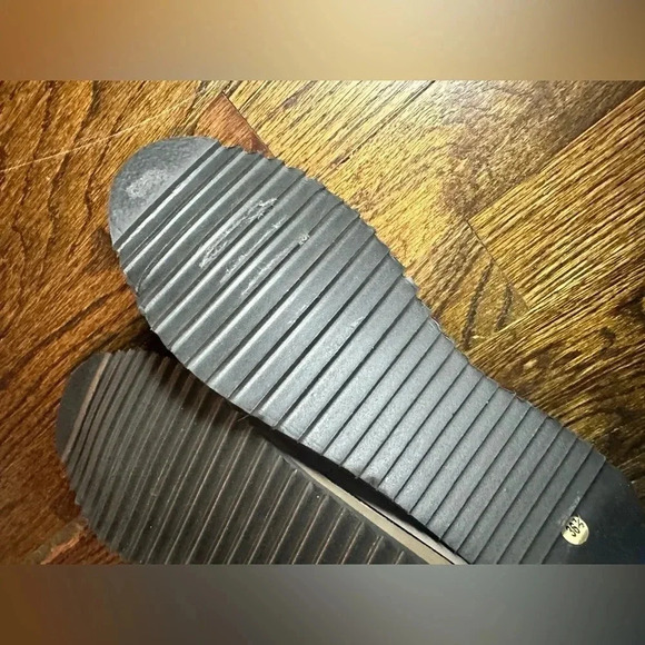 Ron White Naomi Quilted Sneaker size 6.5 - Picture 8 of 9